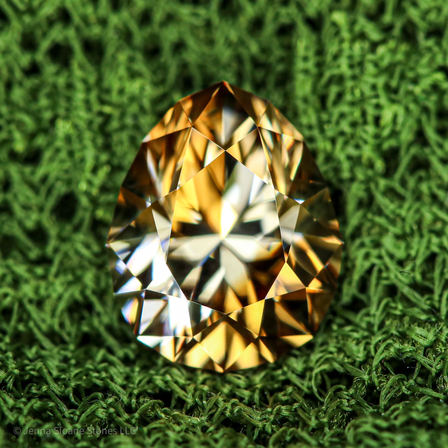 4.05ct Parti Zircon