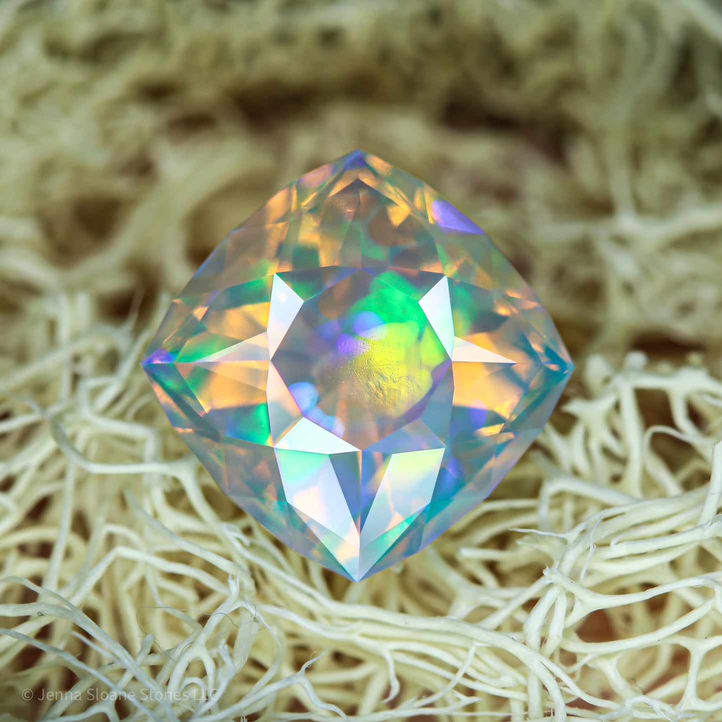 3.84ct Ethiopian Opal