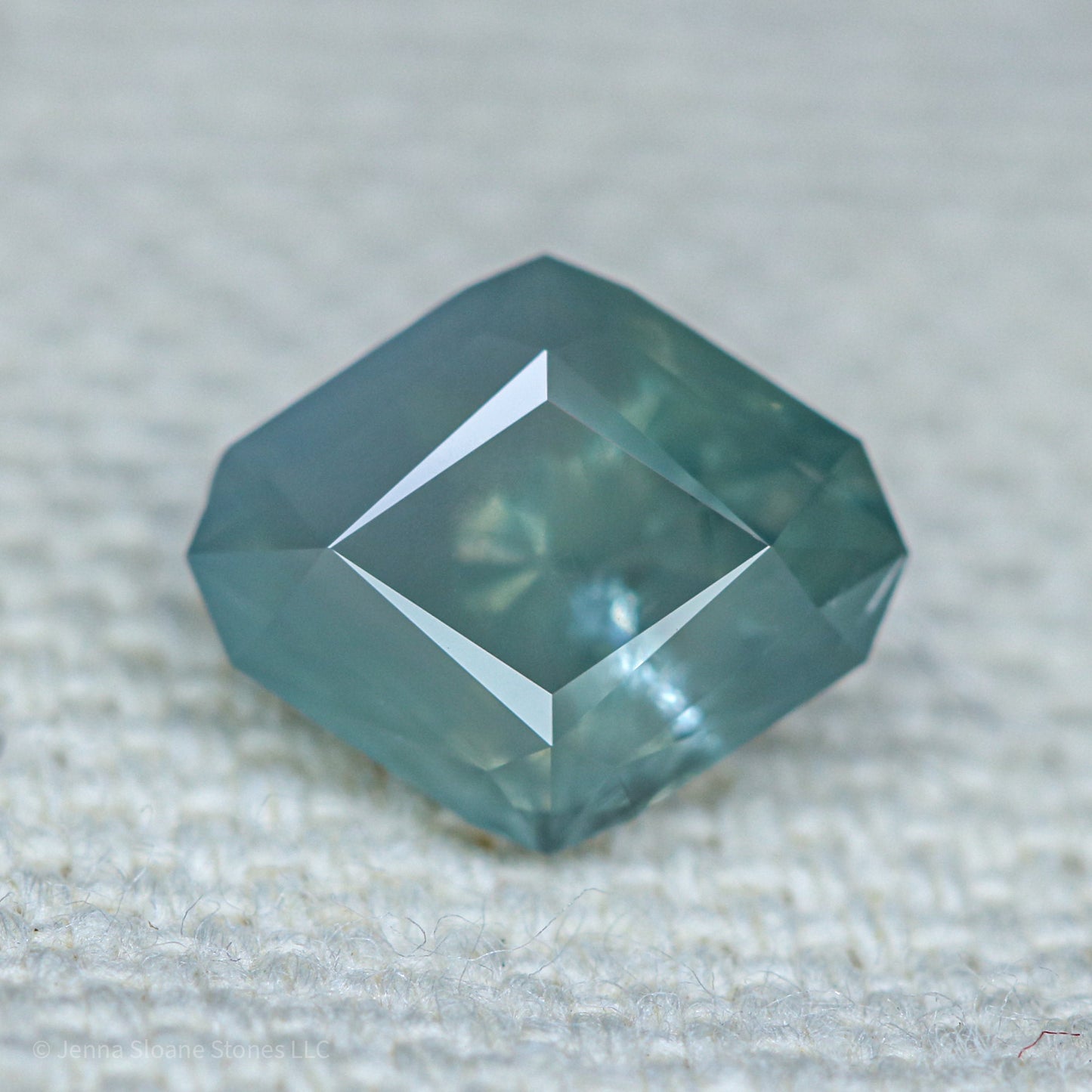 1.77ct Montana Sapphire